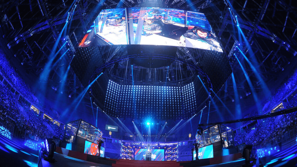 Counter-Strike team learning tactics with an expert coach
